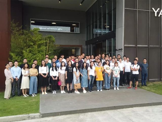 雅風(fēng)家具辦公系統(tǒng)設(shè)計交流會4